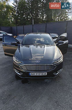 Седан Ford Fusion 2017 в 