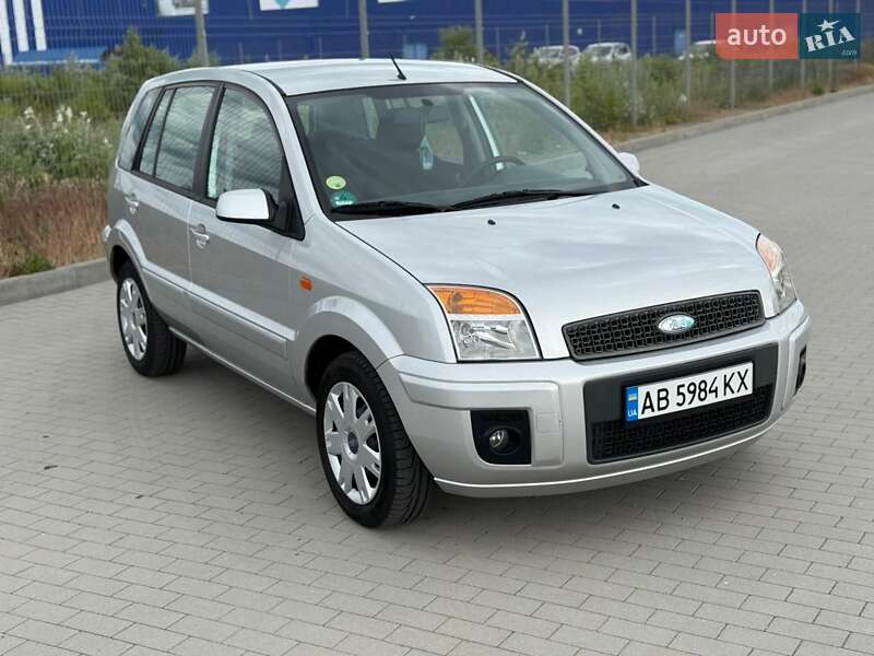 Хэтчбек Ford Fusion 2009 в Виннице