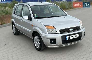Хэтчбек Ford Fusion 2009 в 