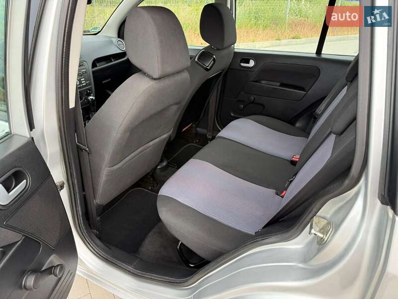 Хэтчбек Ford Fusion 2009 в Виннице