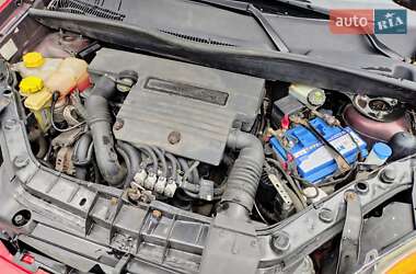 Хэтчбек Ford Fusion 2008 в 