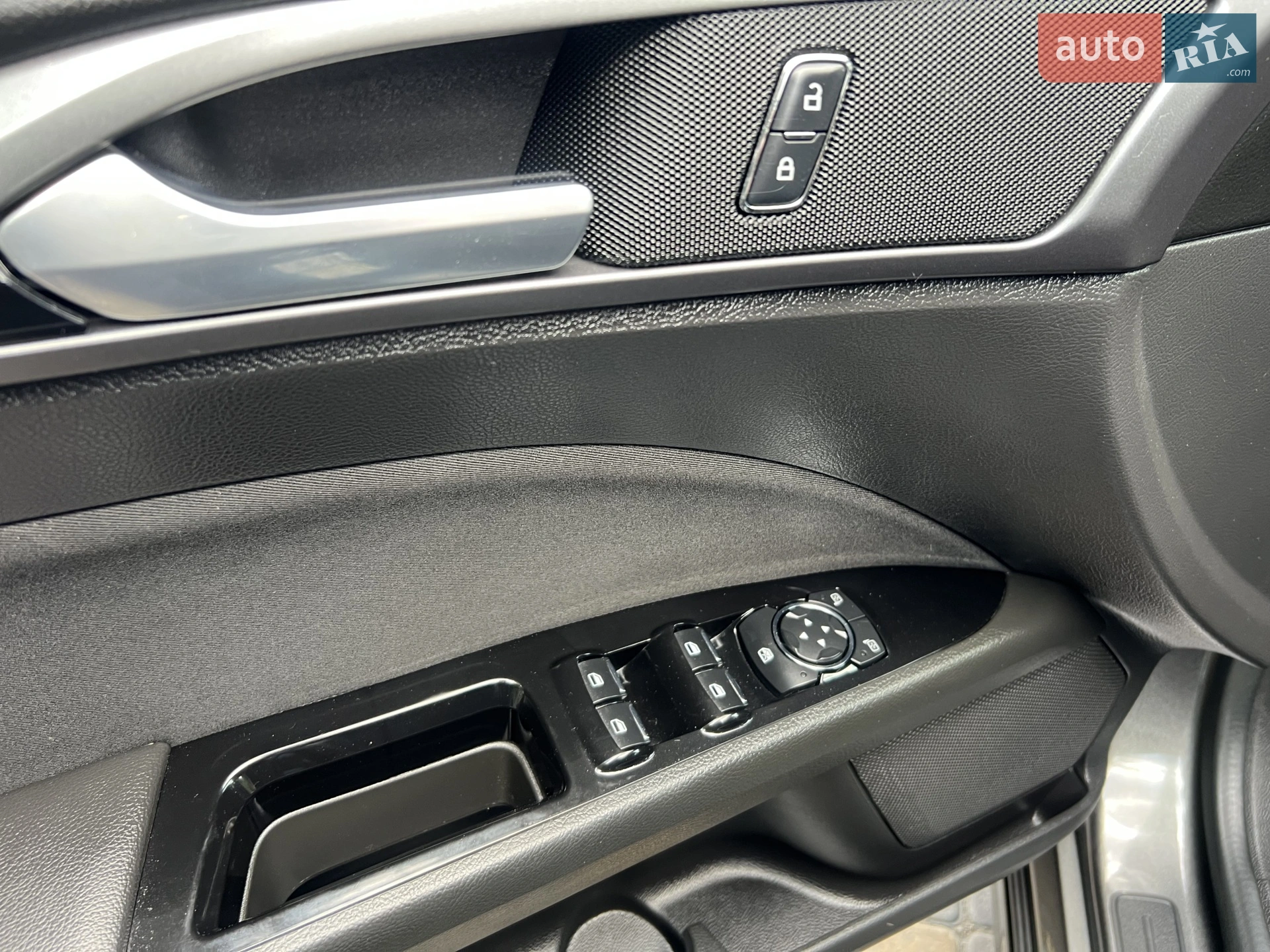 2015 Ford Fusion - мініатюра 17