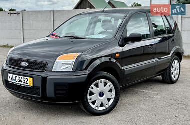 Хэтчбек Ford Fusion 2006 в 