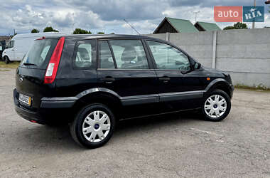 Хэтчбек Ford Fusion 2006 в 