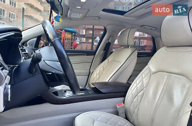 Седан Ford Fusion 2017 в 