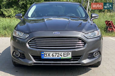 Седан Ford Fusion 2014 в 