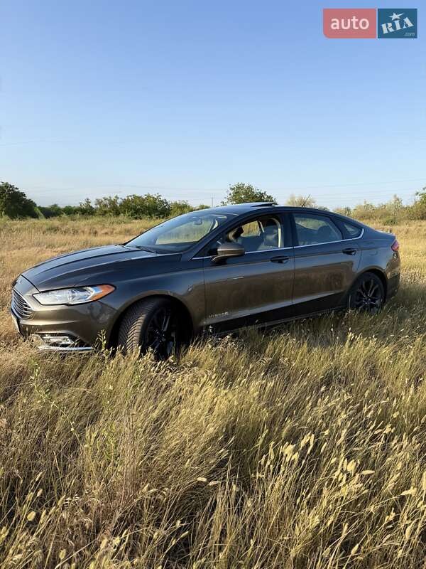 Седан Ford Fusion 2018 в Одесі