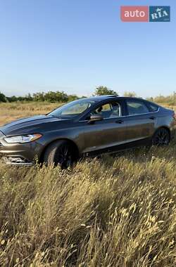Седан Ford Fusion 2018 в 