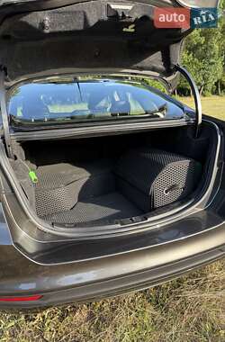 Седан Ford Fusion 2018 в 