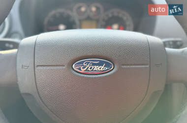 Хэтчбек Ford Fusion 2007 в 
