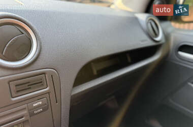 Хэтчбек Ford Fusion 2007 в 