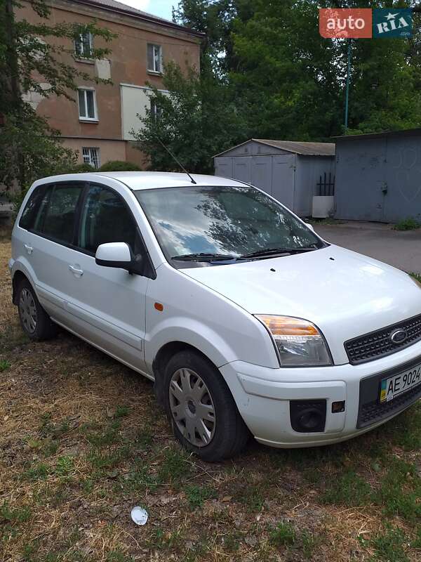 Хэтчбек Ford Fusion 2010 в Днепре