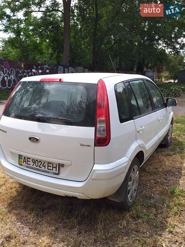 Хэтчбек Ford Fusion 2010 в Днепре
