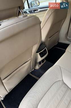 Седан Ford Fusion 2014 в 