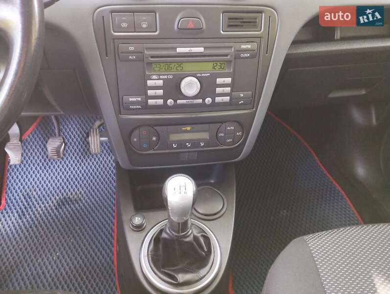 Хэтчбек Ford Fusion 2006 в Черноморске фото 31 Хэтчбек Ford Fusion 2006 в Черноморске