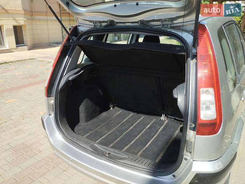 Хэтчбек Ford Fusion 2006 в Черноморске фото 47 Хэтчбек Ford Fusion 2006 в Черноморске