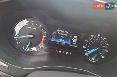 Седан Ford Fusion 2015 в 