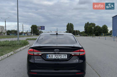 Седан Ford Fusion 2016 в 