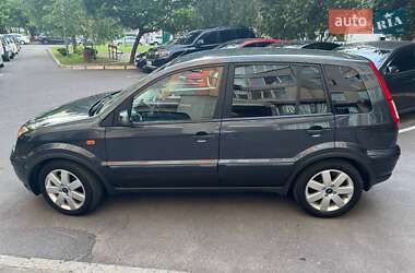Хэтчбек Ford Fusion 2006 в 