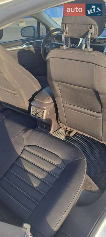 Седан Ford Fusion 2014 в Виннице