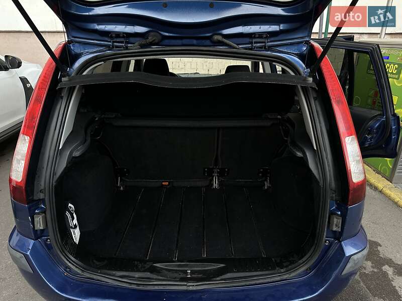 Хэтчбек Ford Fusion 2006 в Киеве