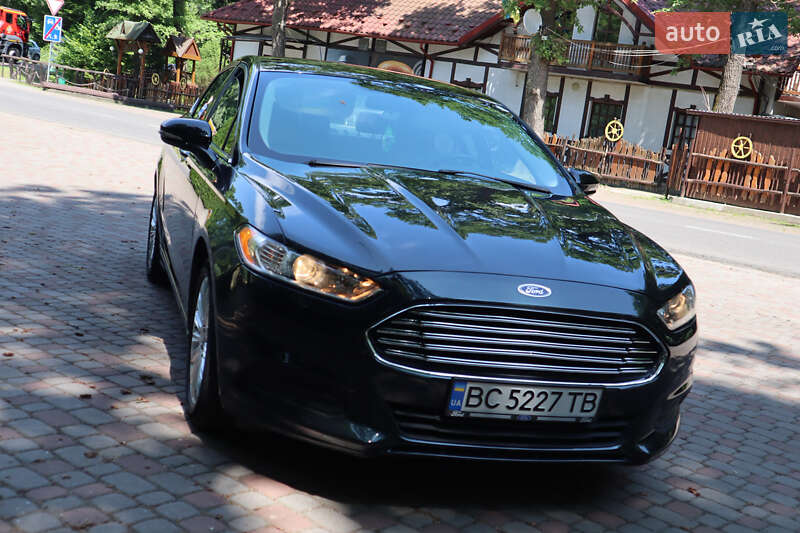 Седан Ford Fusion 2014 в Трускавце