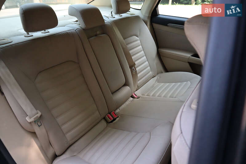 Седан Ford Fusion 2014 в Трускавце