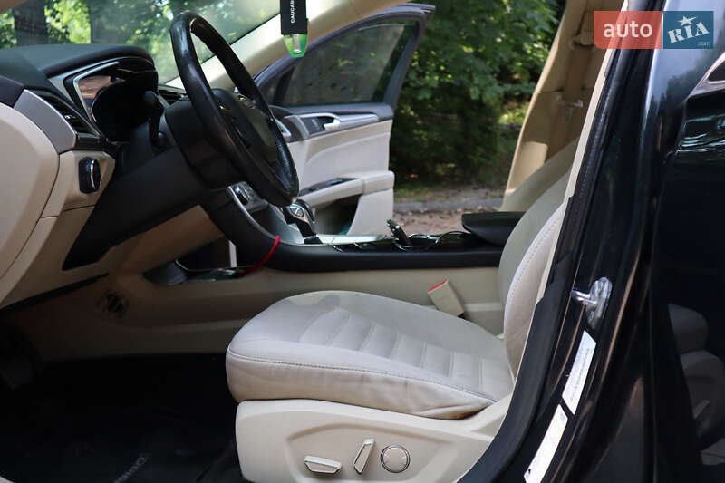 Седан Ford Fusion 2014 в Трускавце