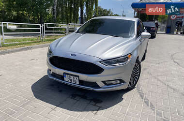 Седан Ford Fusion 2016 в 