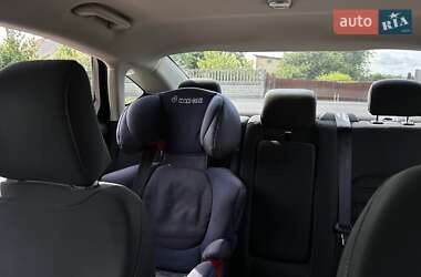 Седан Ford Fusion 2017 в 