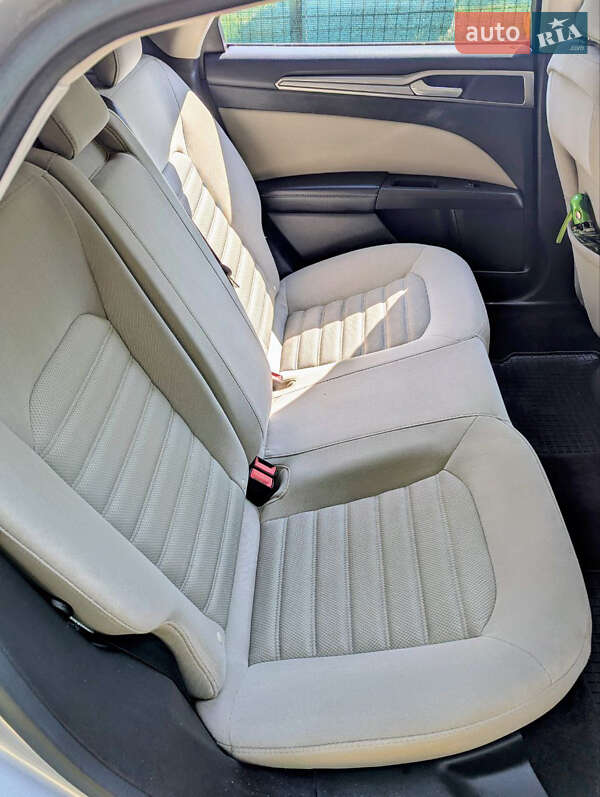 Седан Ford Fusion 2016 в Полтаве