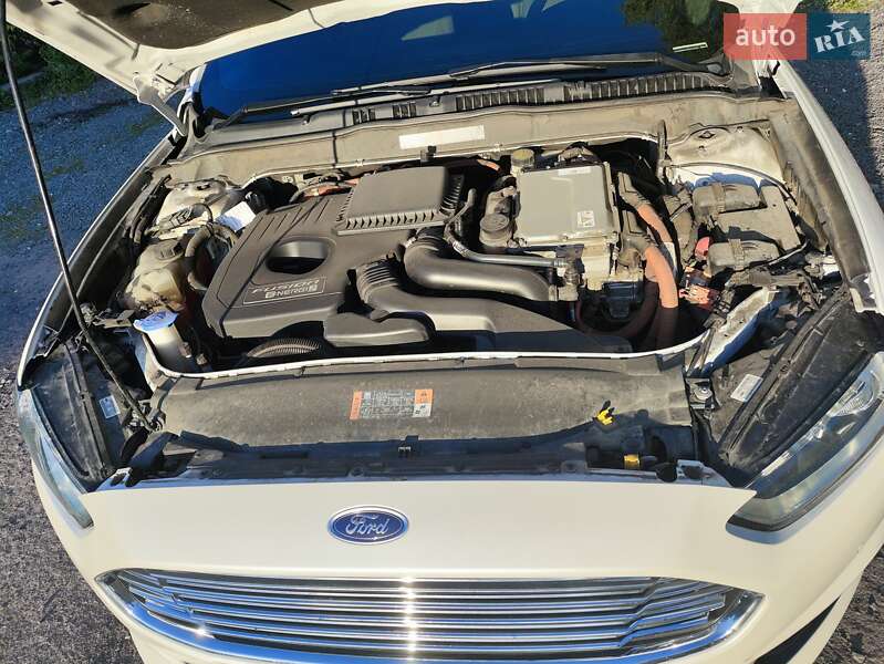 Седан Ford Fusion 2015 в Виннице