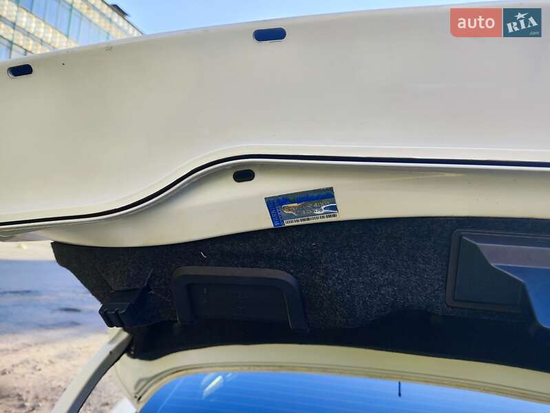 Седан Ford Fusion 2015 в Виннице