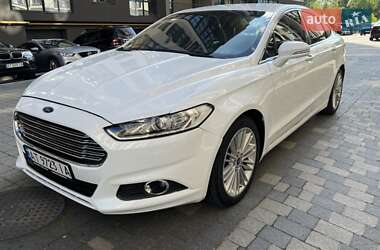 Седан Ford Fusion 2013 в 