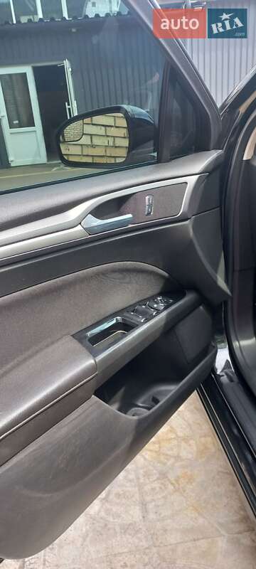 Седан Ford Fusion 2014 в Киеве