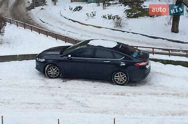 Седан Ford Fusion 2014 в 