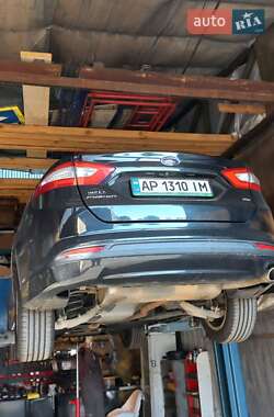Седан Ford Fusion 2014 в 