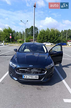 Седан Ford Fusion 2013 в 