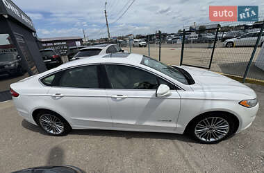 Седан Ford Fusion 2012 в 