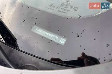 Седан Ford Fusion 2015 в 