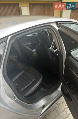 Седан Ford Fusion 2014 в 