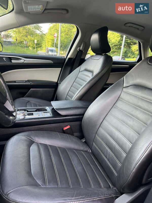 Седан Ford Fusion 2017 в Киеве