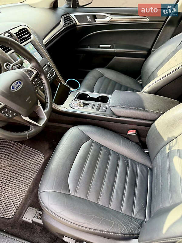 Седан Ford Fusion 2016 в Киеве
