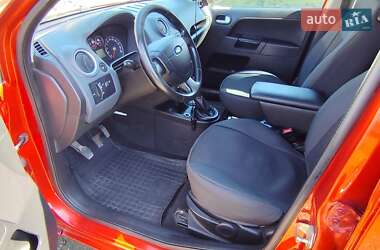 Хэтчбек Ford Fusion 2008 в 