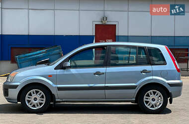 Хэтчбек Ford Fusion 2007 в 