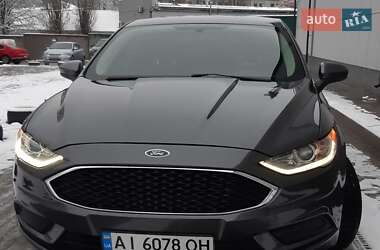 Седан Ford Fusion 2016 в 