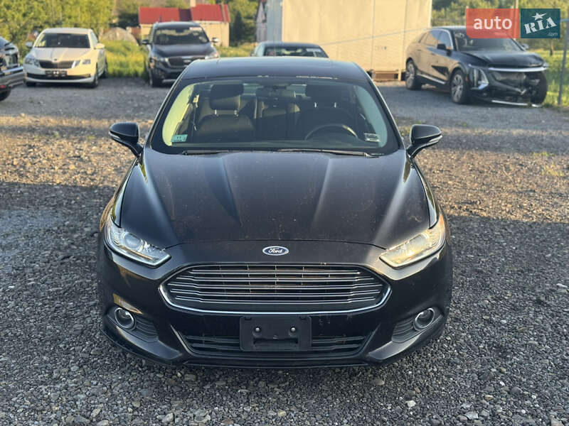 Седан Ford Fusion 2012 в Львове