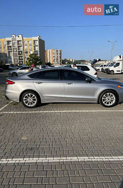 Седан Ford Fusion 2020 в 