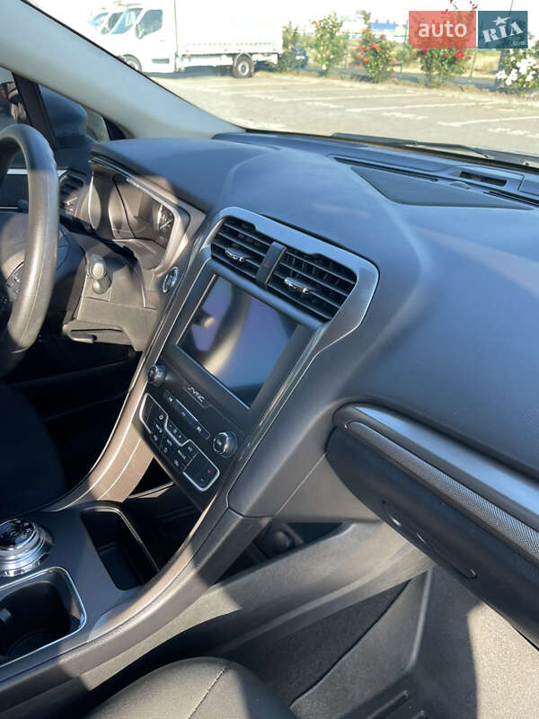 Седан Ford Fusion 2020 в Одессе