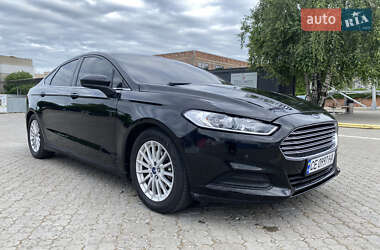 Седан Ford Fusion 2016 в 